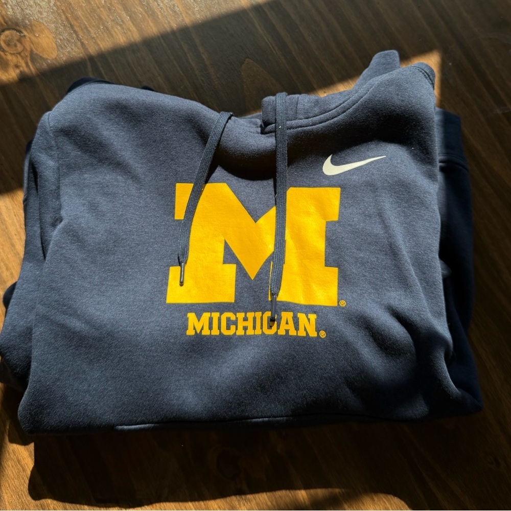 Nike Michigan Hoodie - Picture 4 of 5